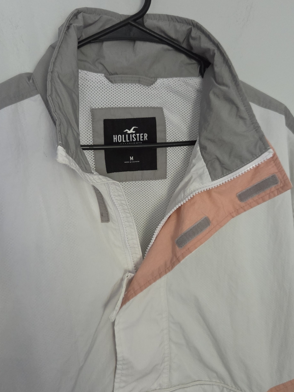 Hollister Womans Colorblock Anorak Jacket - White, Gray & Peach - Picture 4 of 11